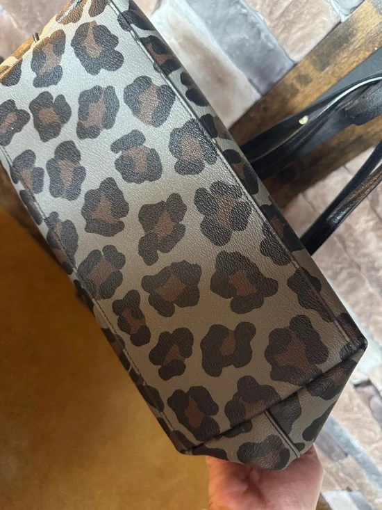 Coach Leopard-Print Tote in Black, grey &brown - Picture 3 of 4